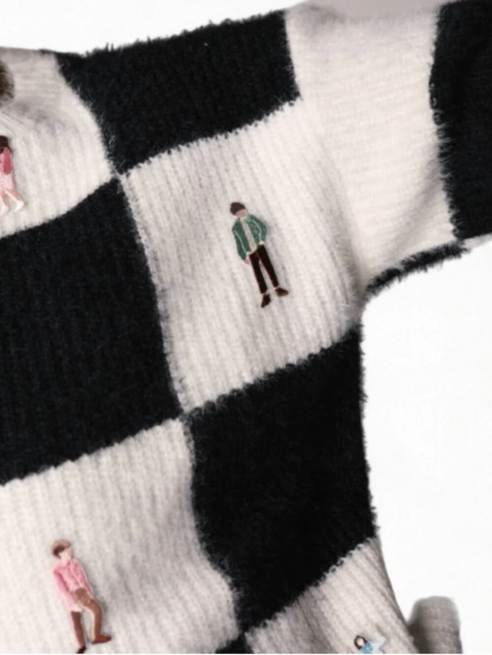 LAB Checkered Knitted Sweater With Embroidery Patches, one size (fits like XS/S) - Picture 6 of 10